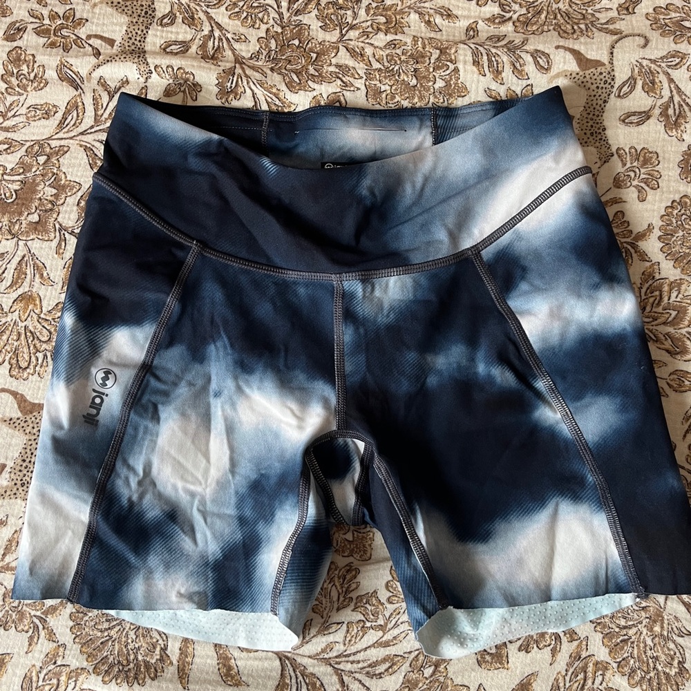 Janji Tie-Dye 5” Pace Shorts